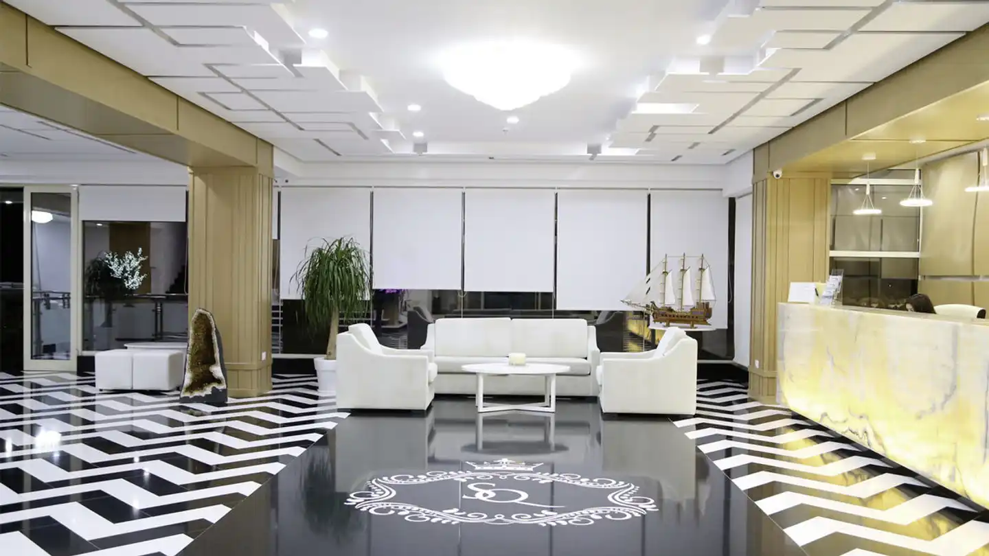 Santa Quaranta Premium Resort Lobby