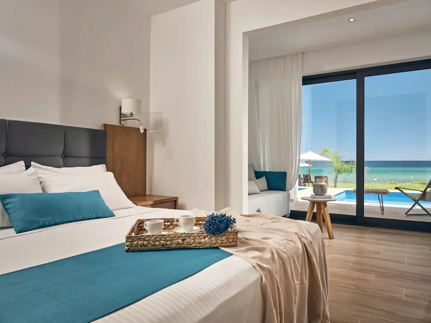 Cavo Orient Beach Hotel Wohnbeispiel