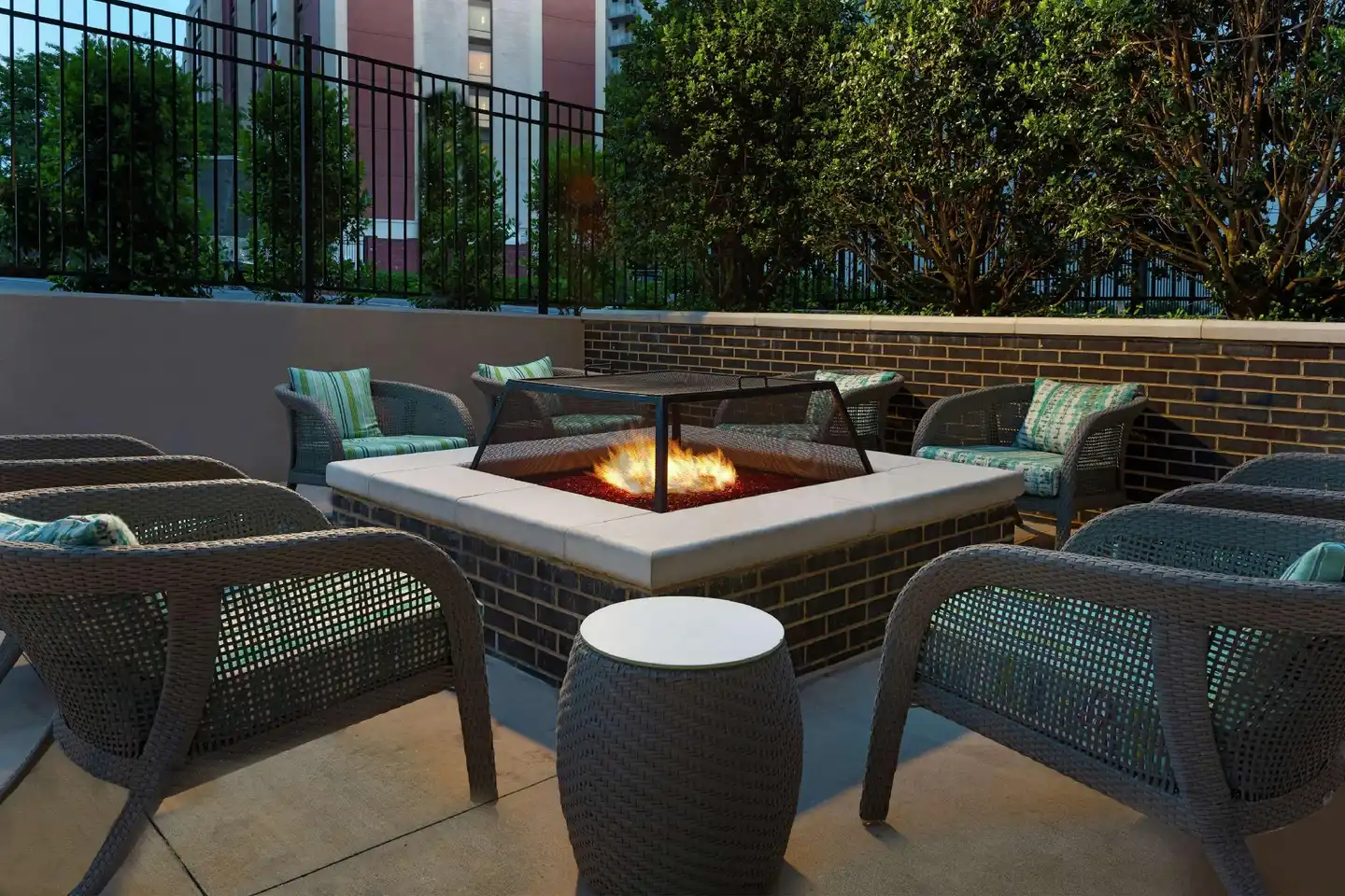 Hampton Inn & Suites Atlanta Buckhead Place Terrasse