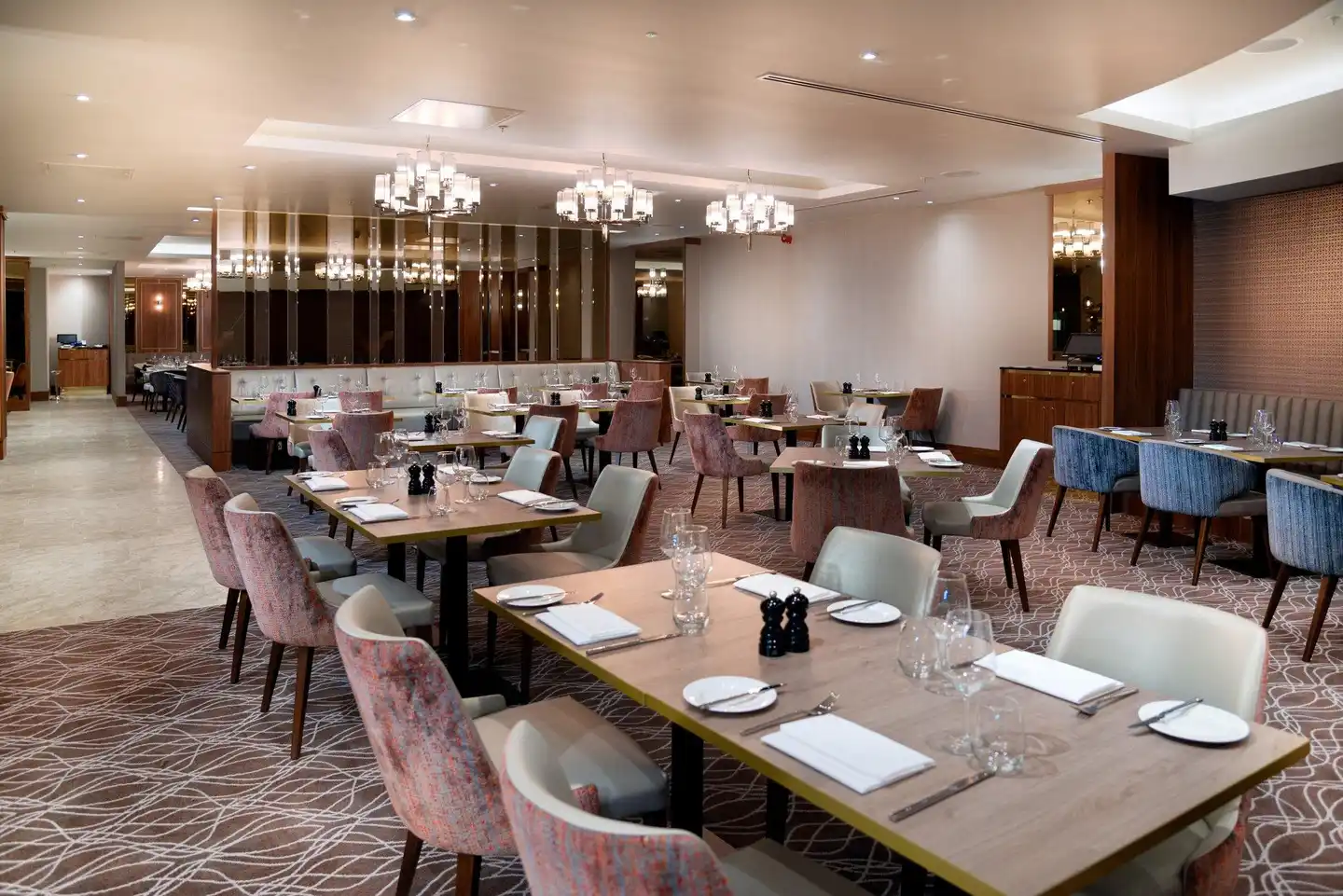 Crowne Plaza London Heathrow T4 Restaurant