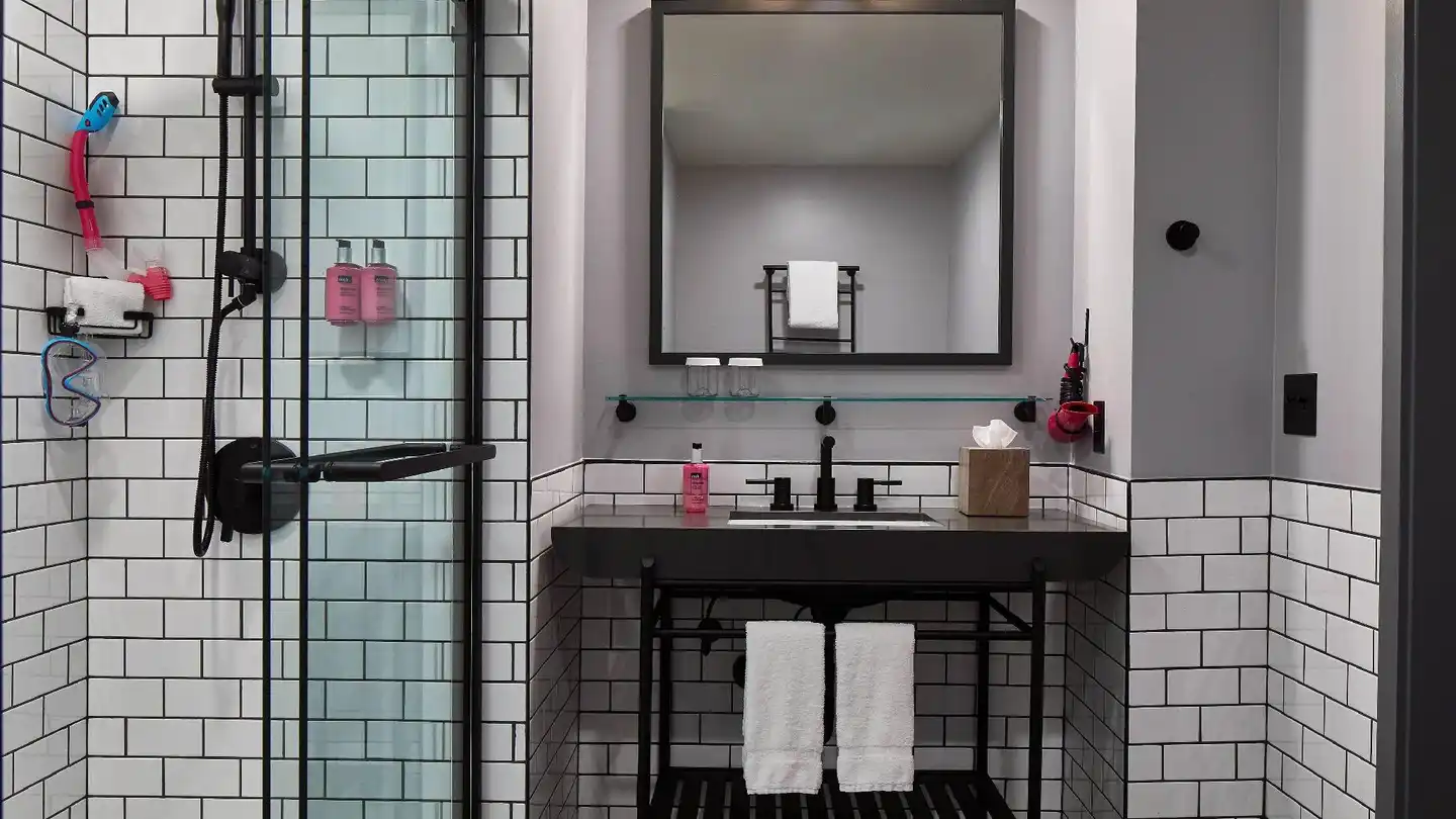 Moxy Atlanta Midtown Badezimmer