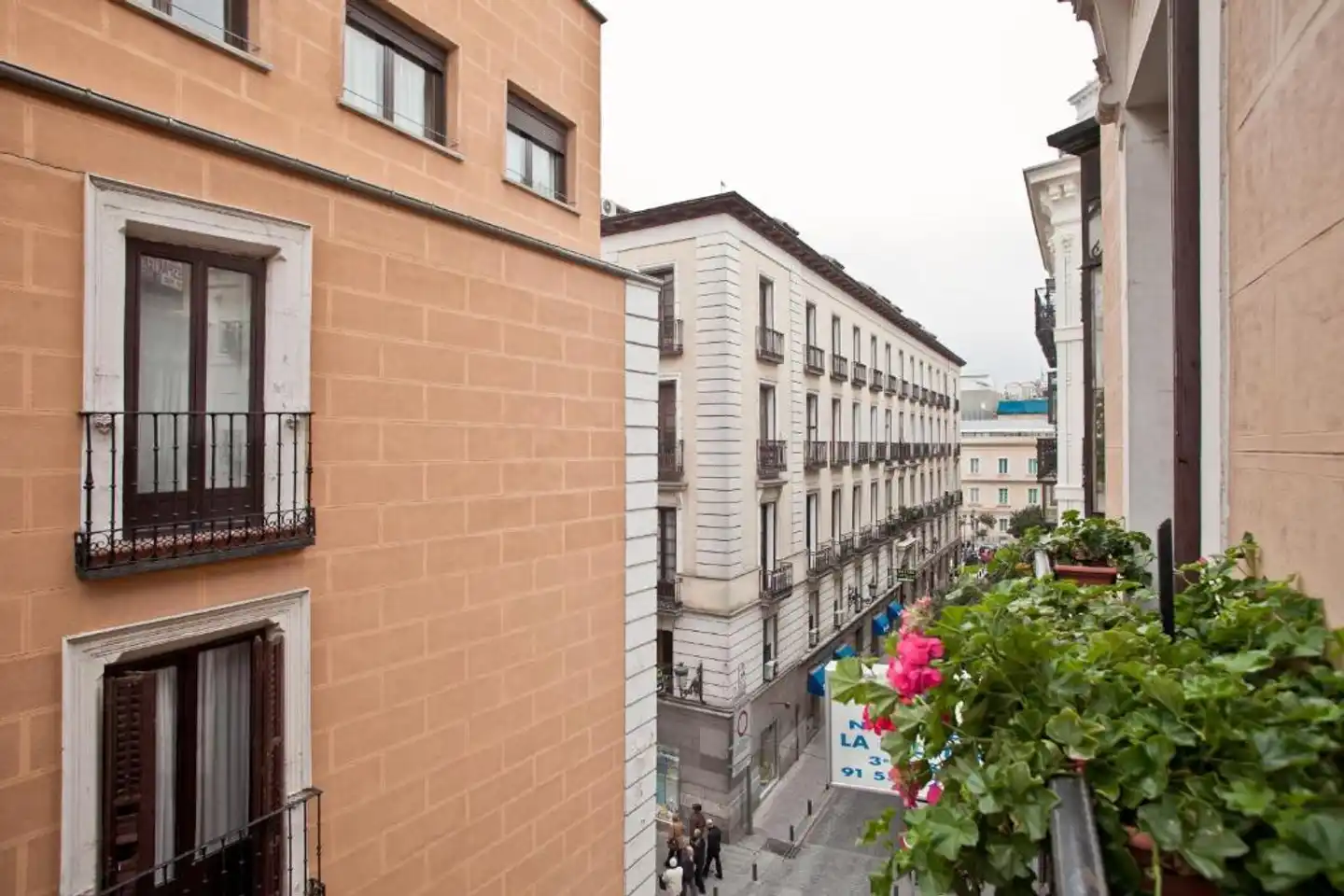 Hostal Esparteros Aussenansicht