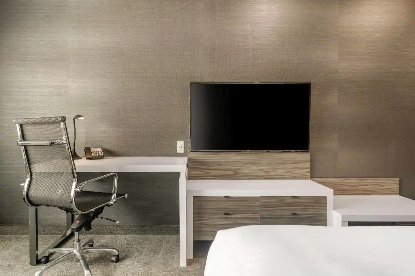 Quality Inn & Suites Wellness
