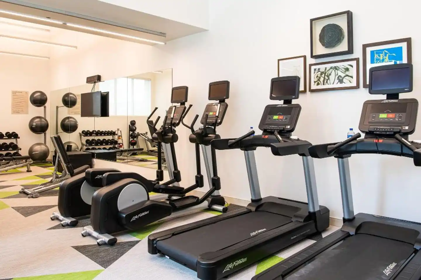 Element by Westin Scottsdale at SkySong Sport und Entertainment