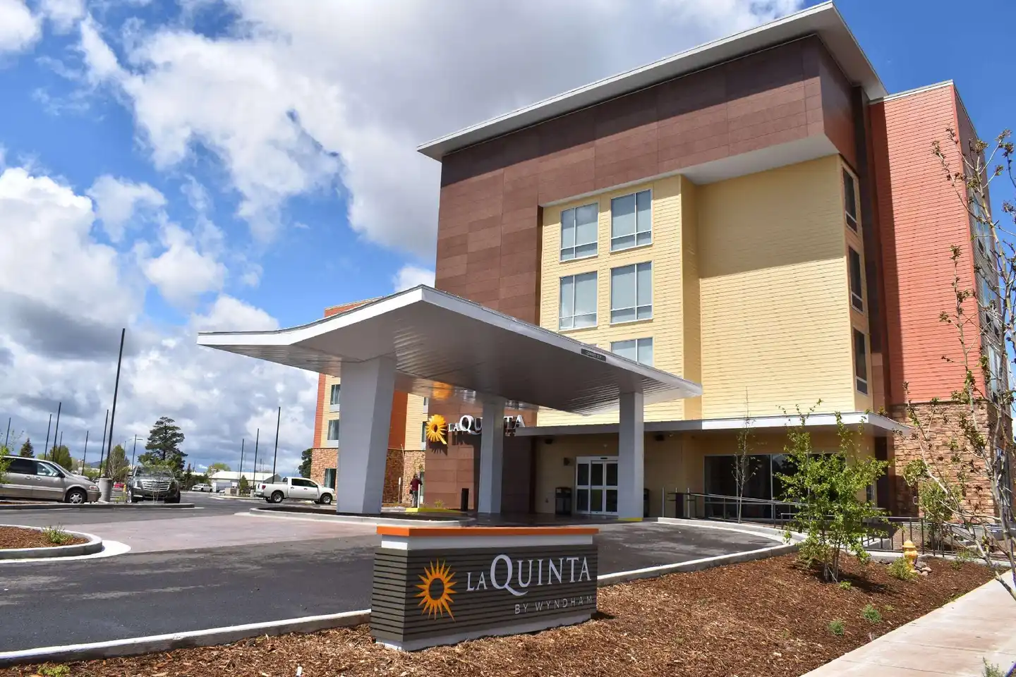 La Quinta Inn & Suites by Wyndham Flagstaff East I-40 Aussenansicht