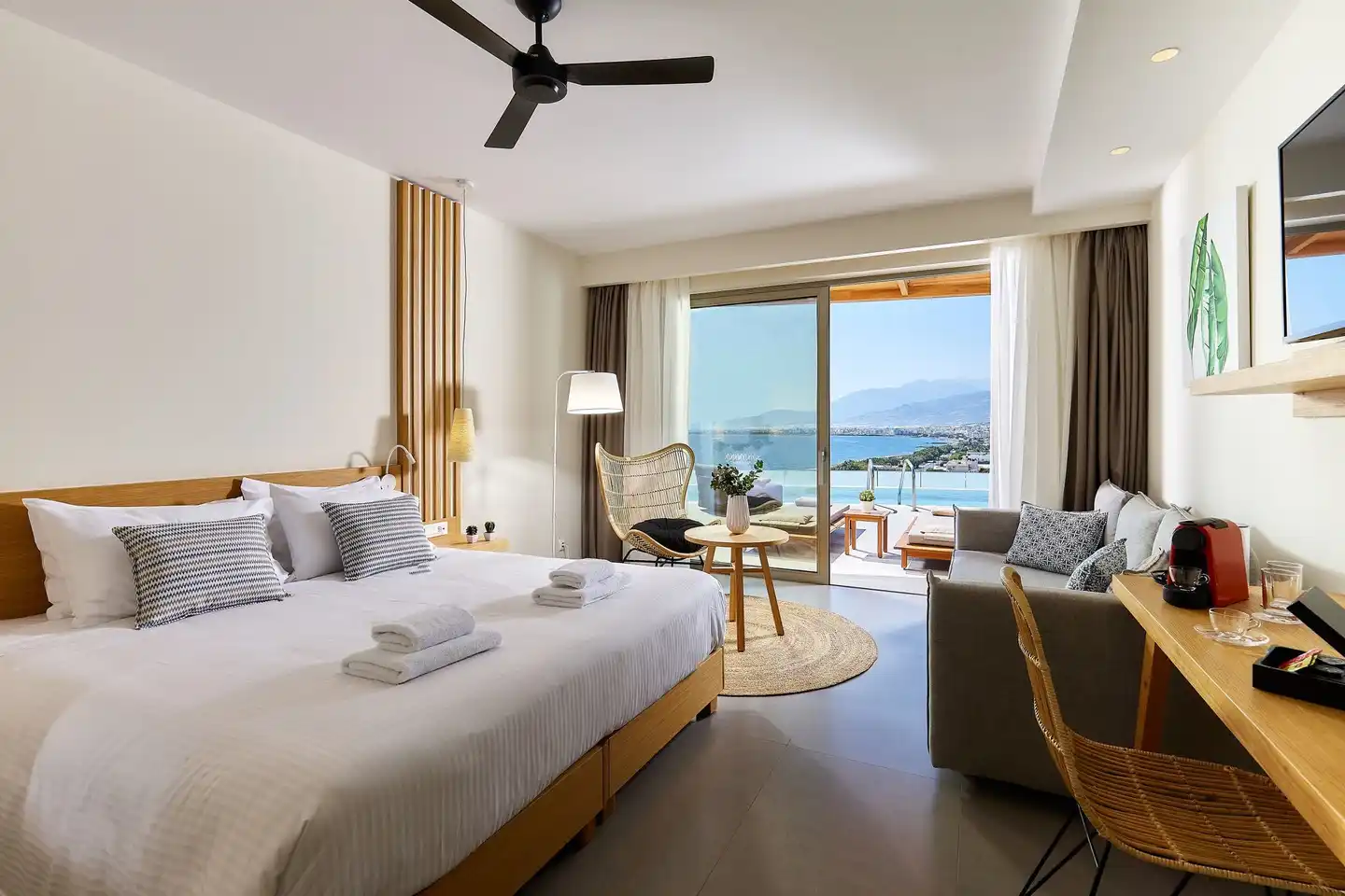 Enorme Santanna Beach ACCOMMODATION
