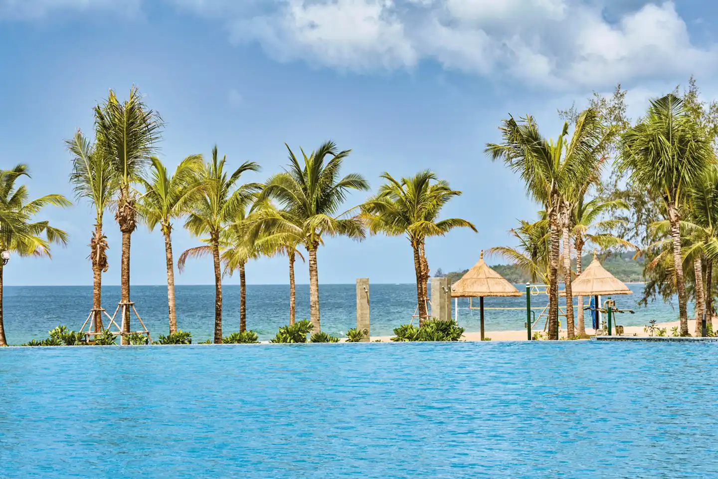 Mövenpick Resort Waverly Phu Quoc Pool