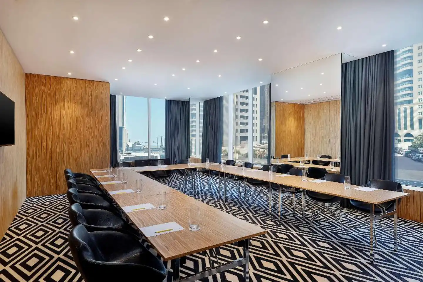 Aleph Doha Residences, Curio Collection by Hilton Konferenz