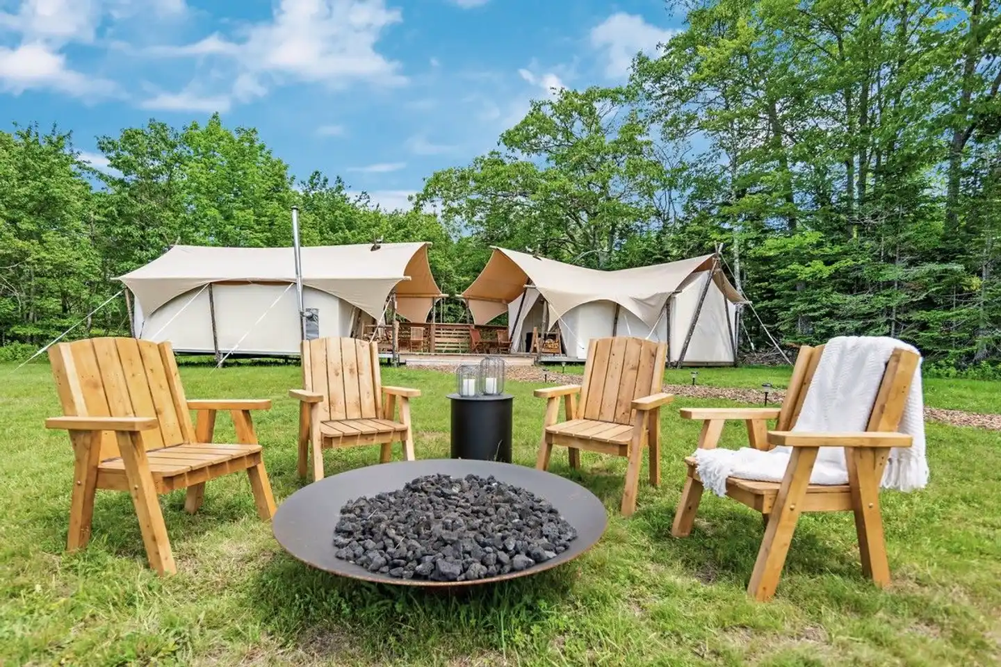 Under Canvas Acadia Terrasse