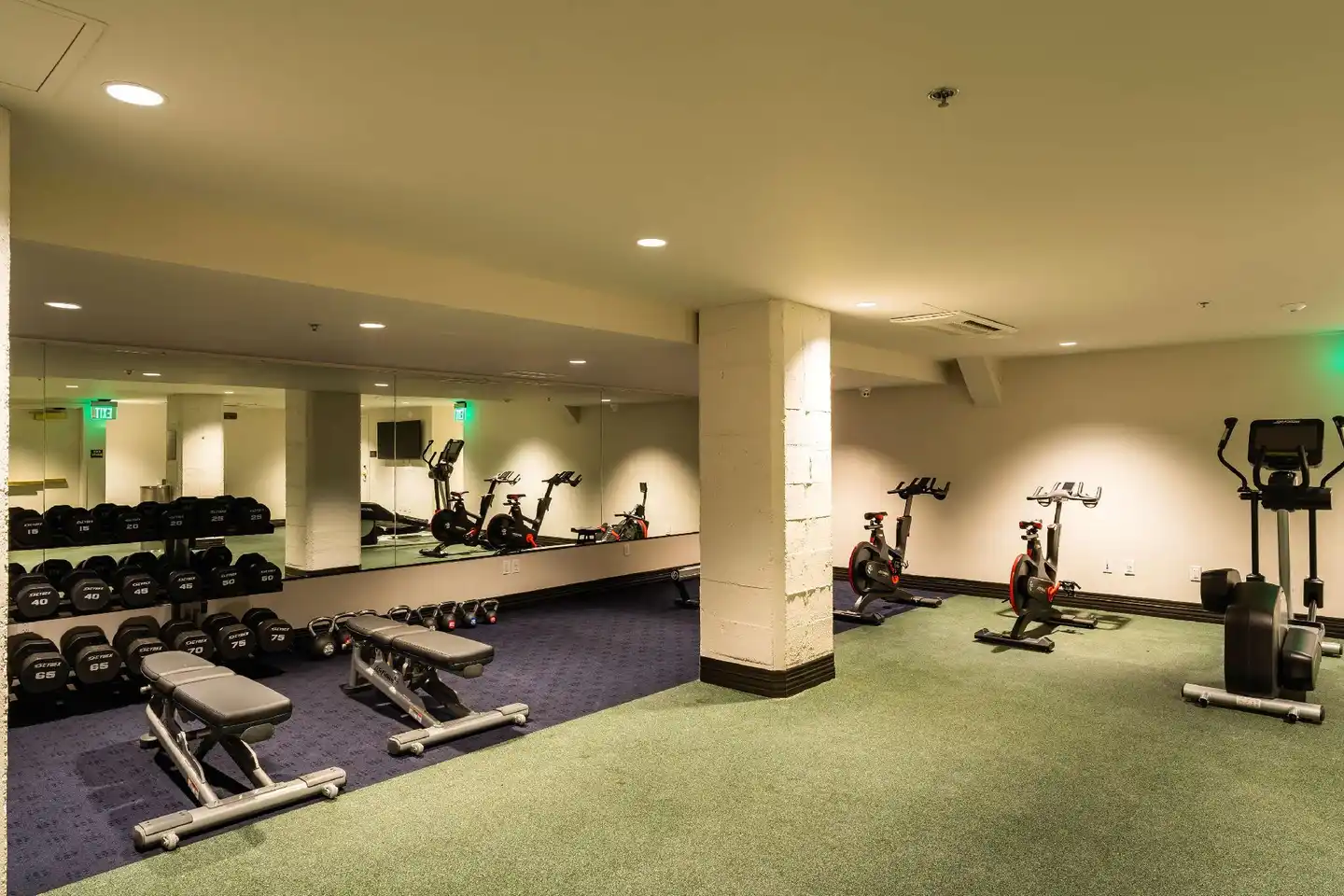 The Exchange Sacramento, Curio Collection by Hilton Sport und Entertainment