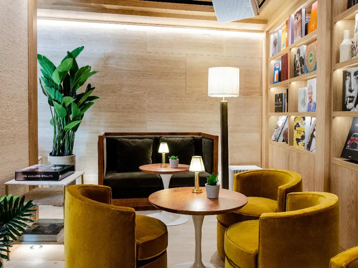 Brown's | Avenue Hotel Lobby