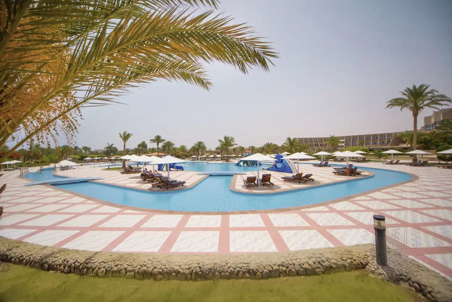 Pharaoh Azur Resort POOL