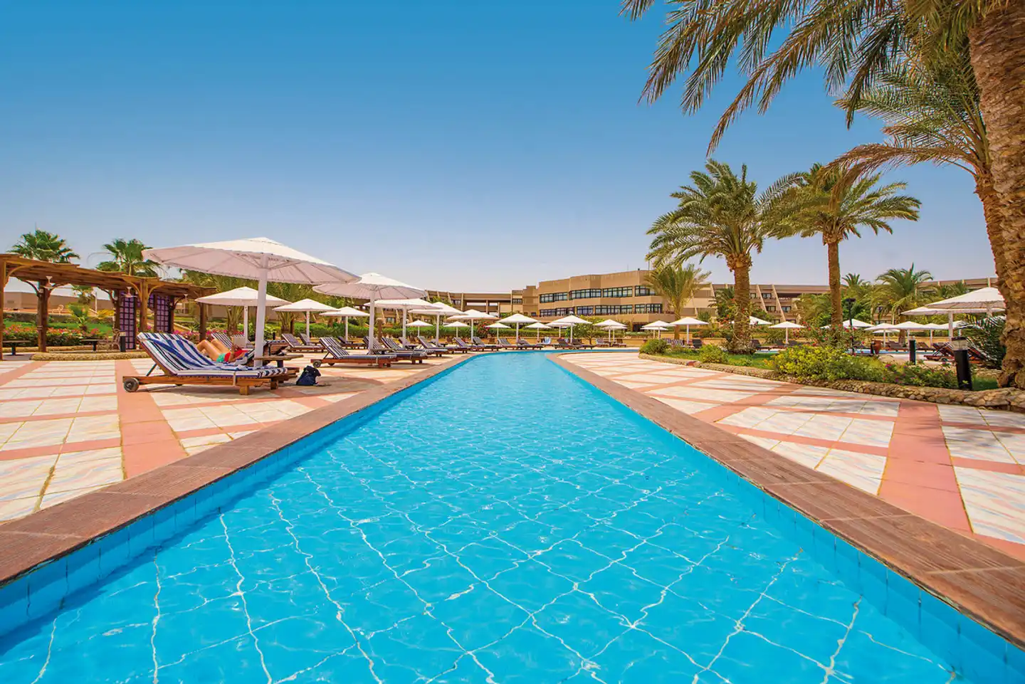 Pharaoh Azur Resort POOL