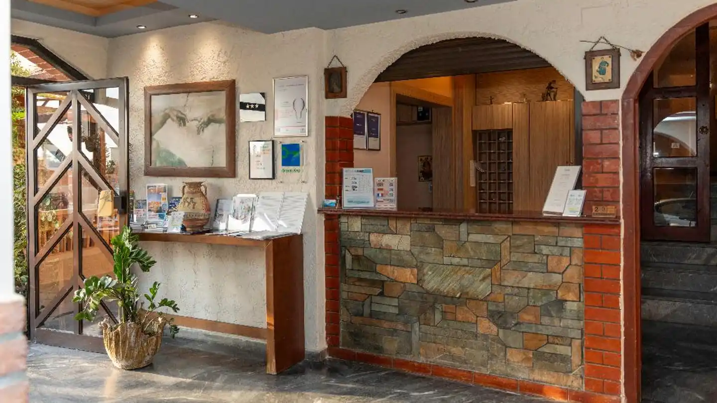 Erato Hotel Restaurant