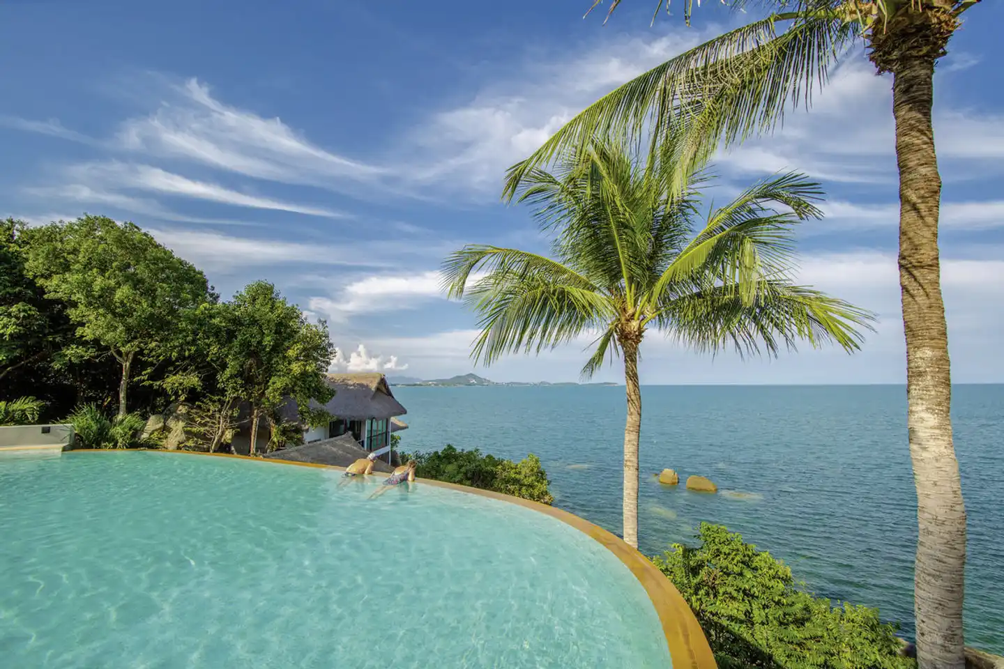 Coral Cliff Beach Resort Pool
