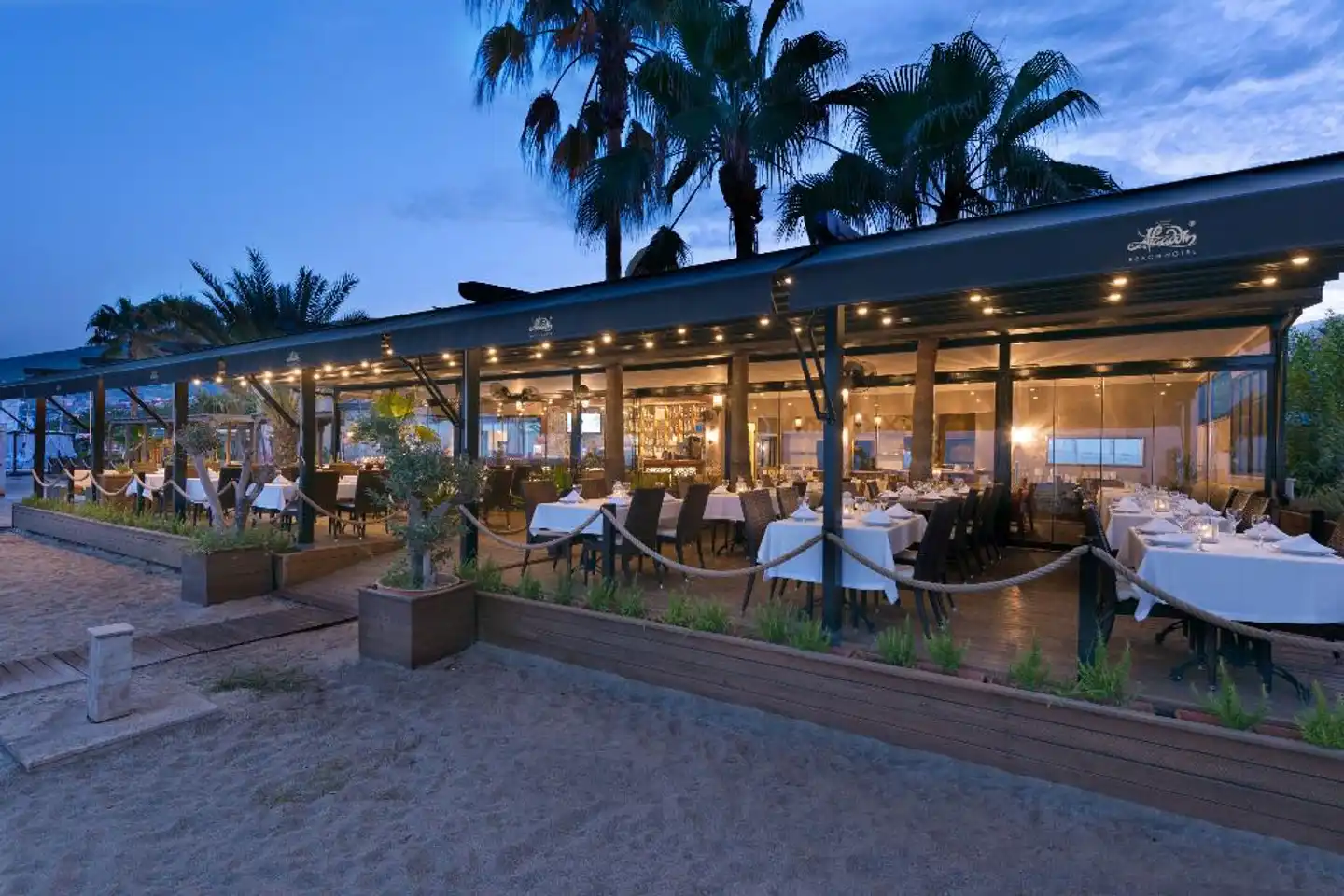 Alaaddin Beach Hotel Aussenansicht