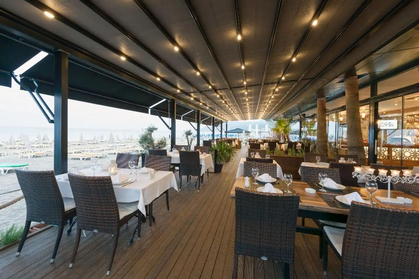 Alaaddin Beach Hotel Restaurant