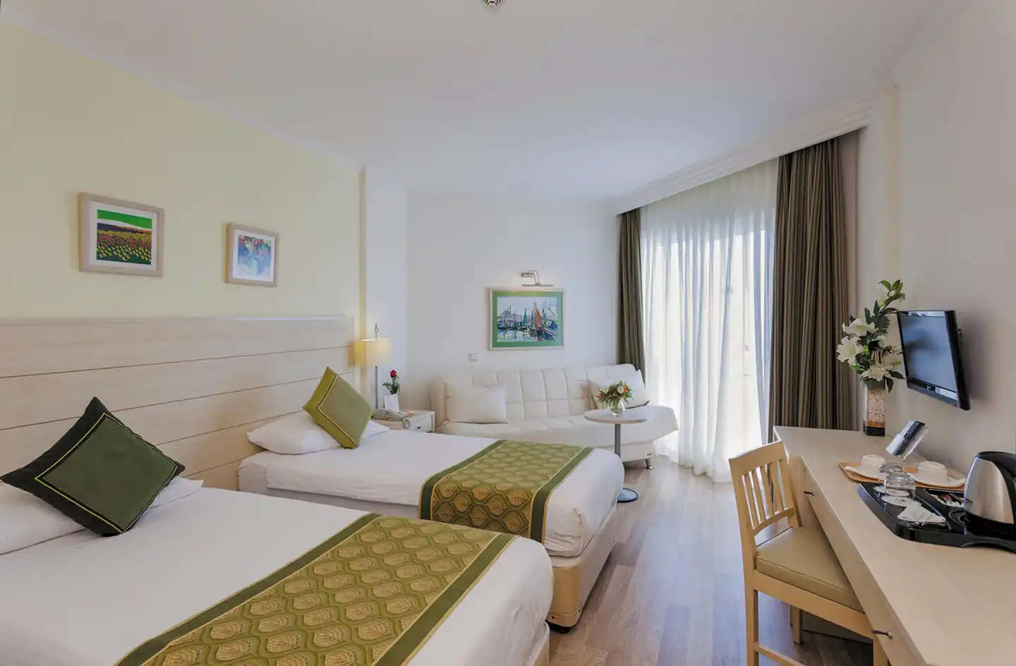 Febeach Hotel Wohnbeispiel