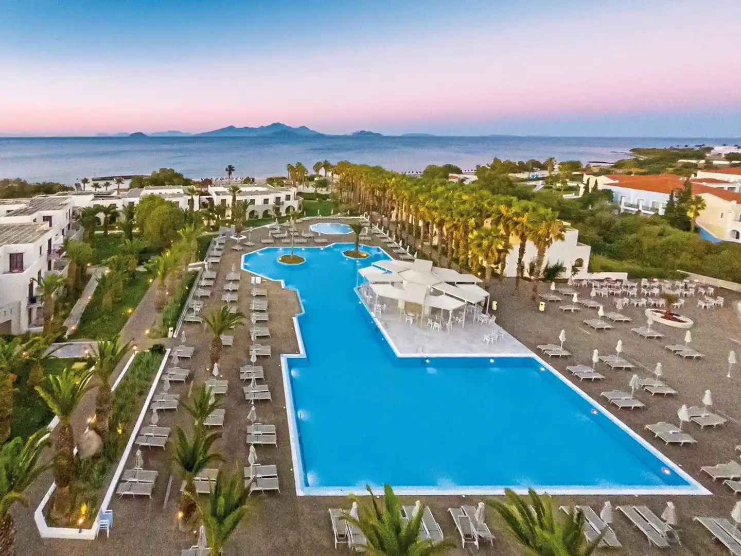 Porto Bello Beach Hotel & Aqua Park Pool