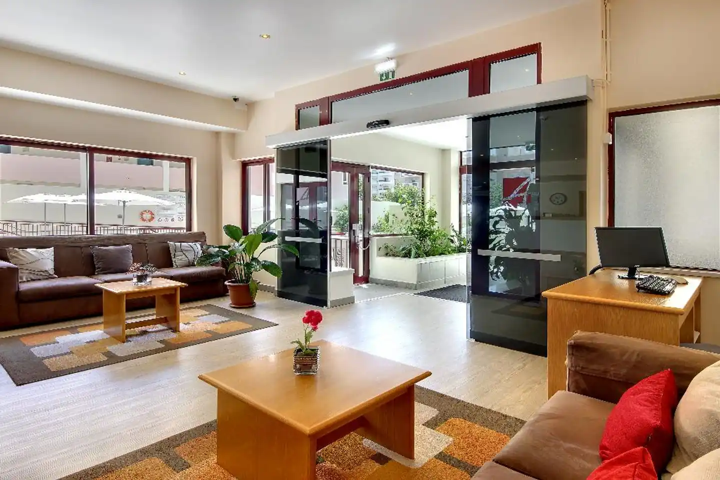 Alba Lobby