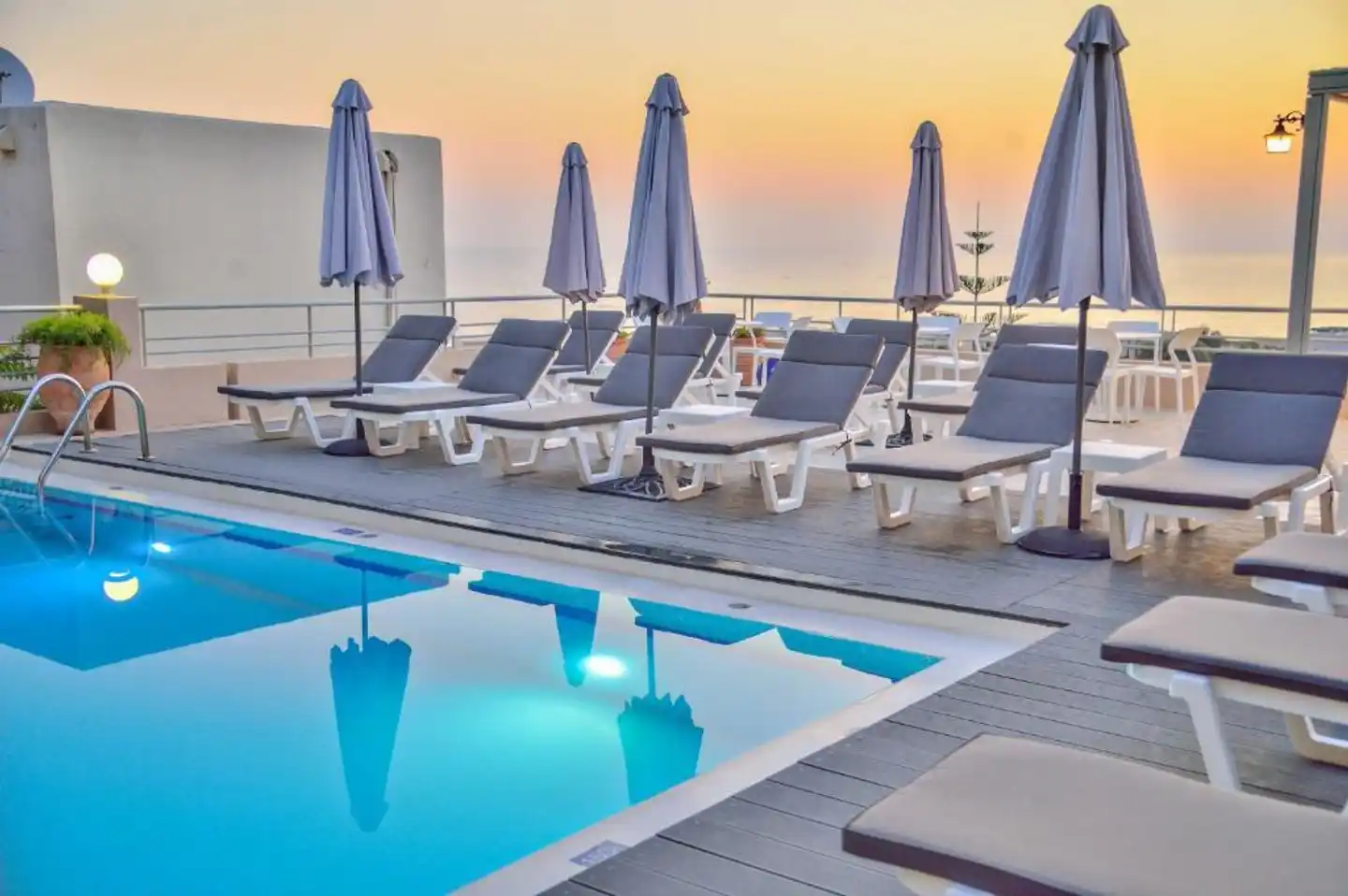 Aphea Village Pool