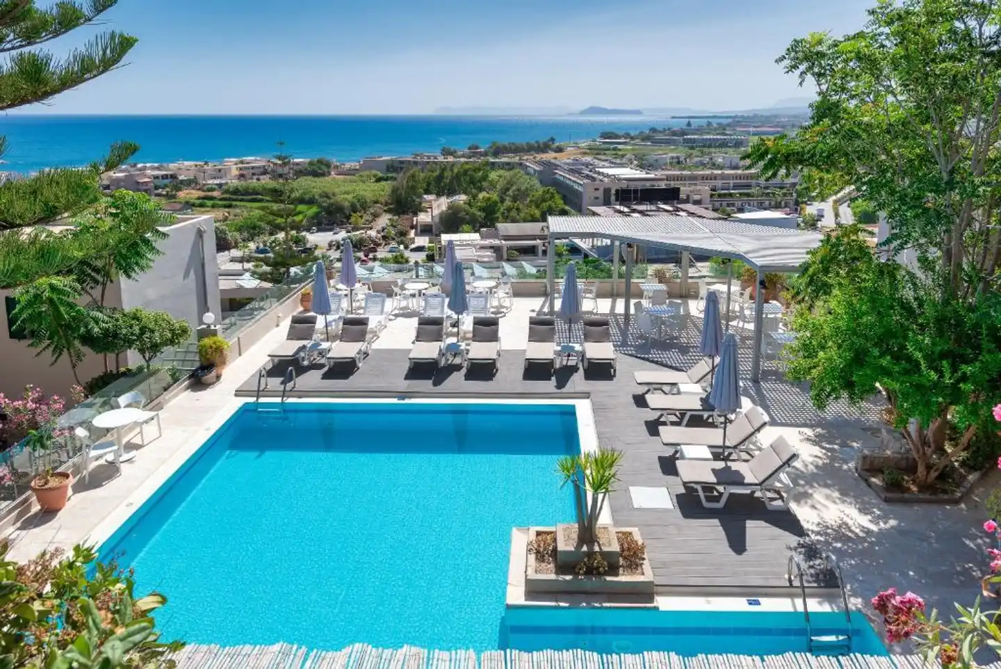 Aphea Village Pool