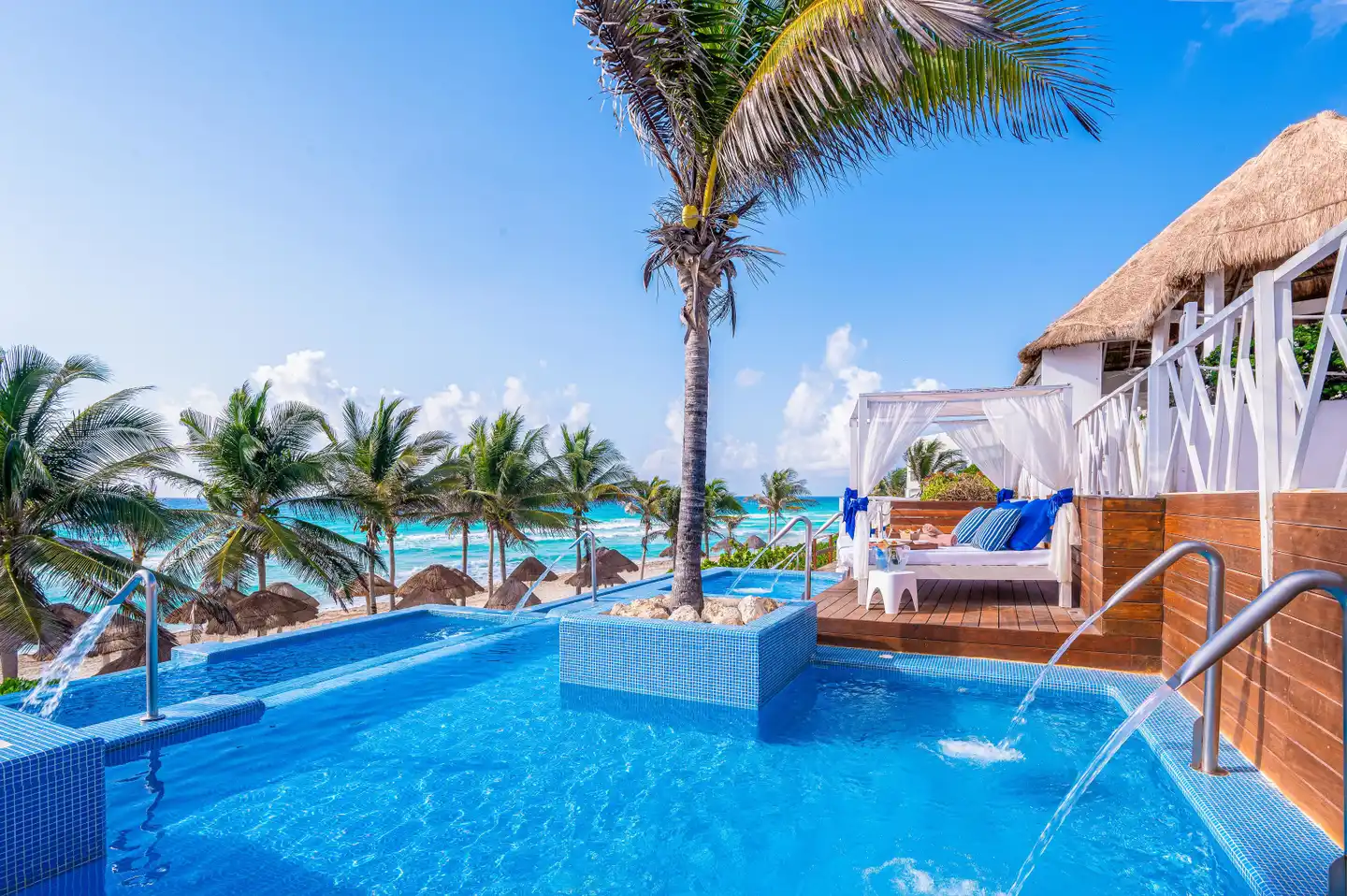 Grand Oasis Cancún Pool