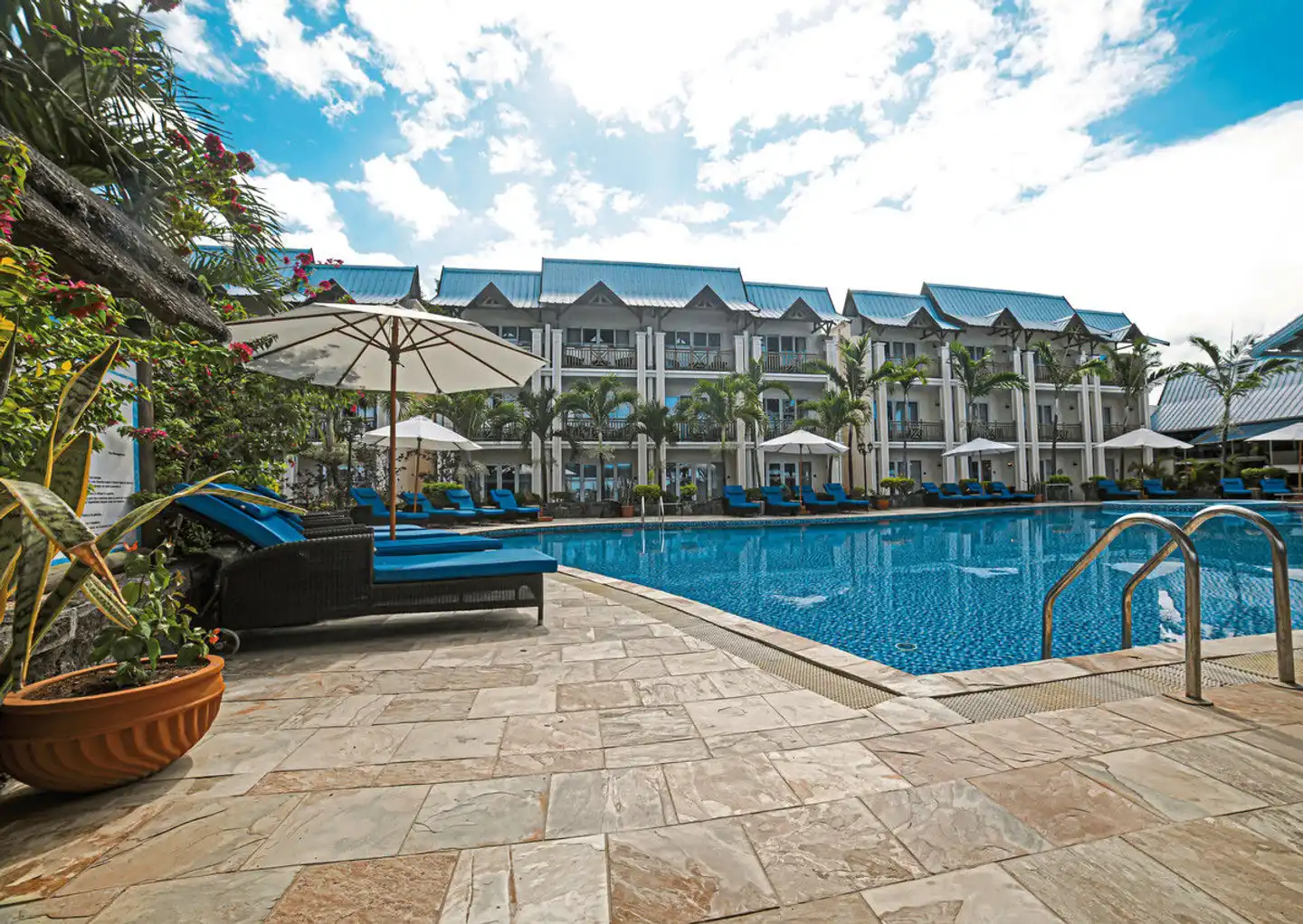 Pearle Beach Resort & Spa Pool