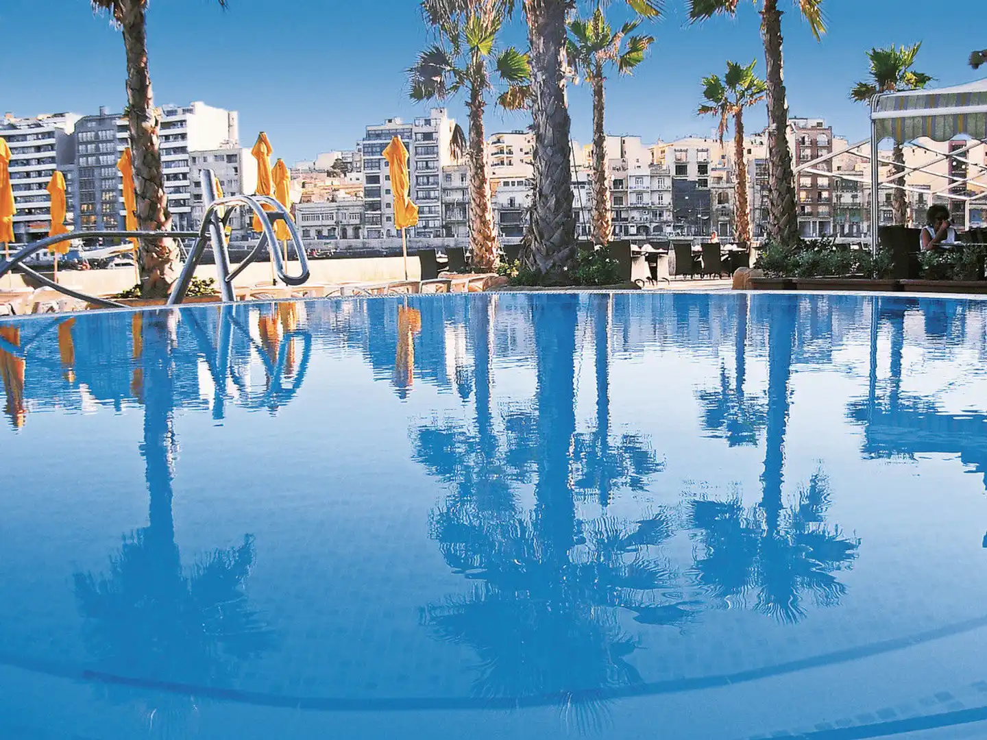 Cavalieri Art Hotel Pool