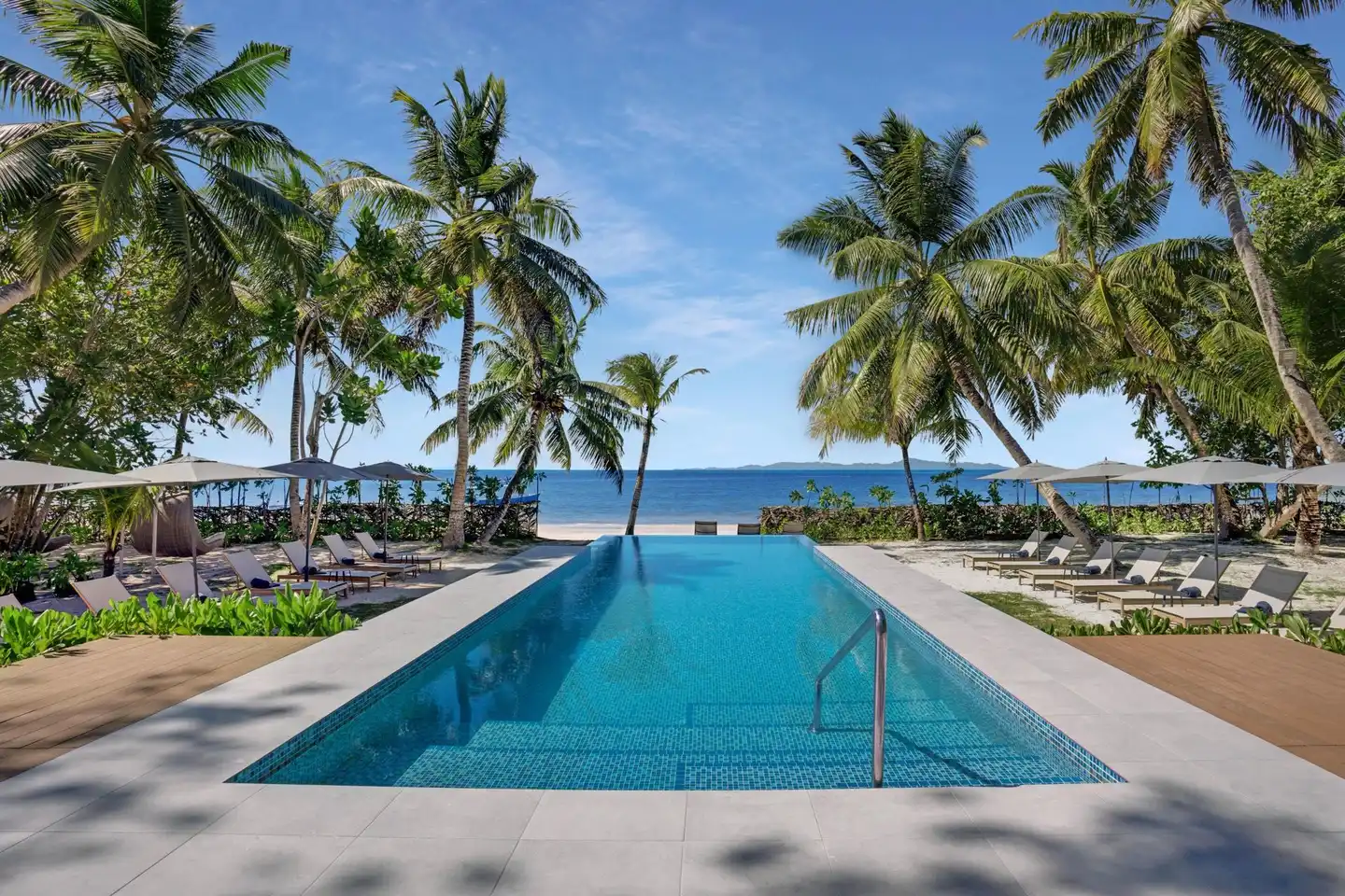 Indian Ocean Lodge POOL