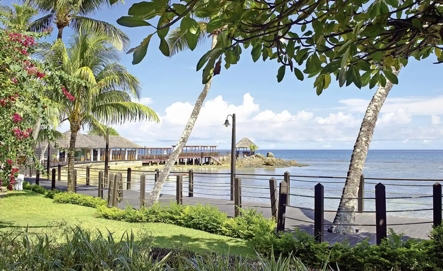 Fishermans Cove Resort GARDEN