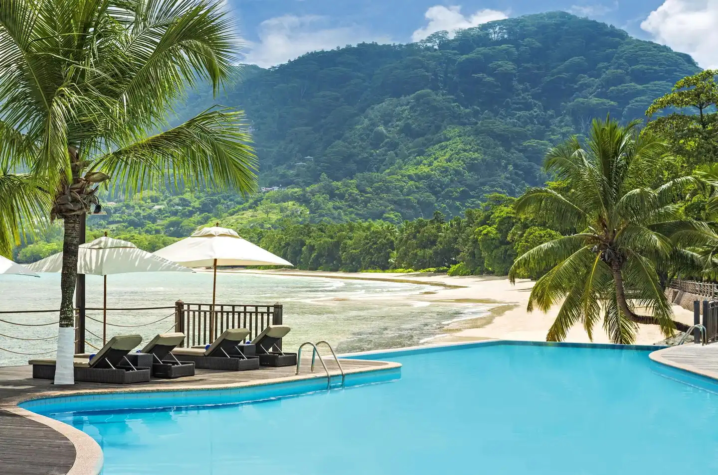 Fishermans Cove Resort POOL