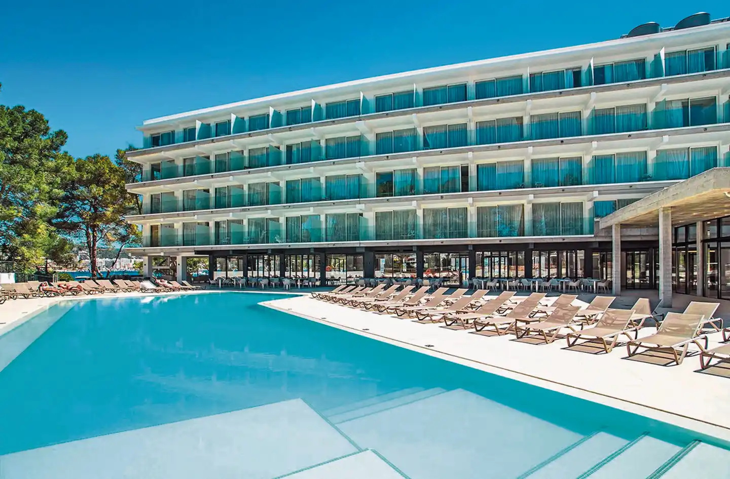 Els Pins Resort & Spa Aussenansicht
