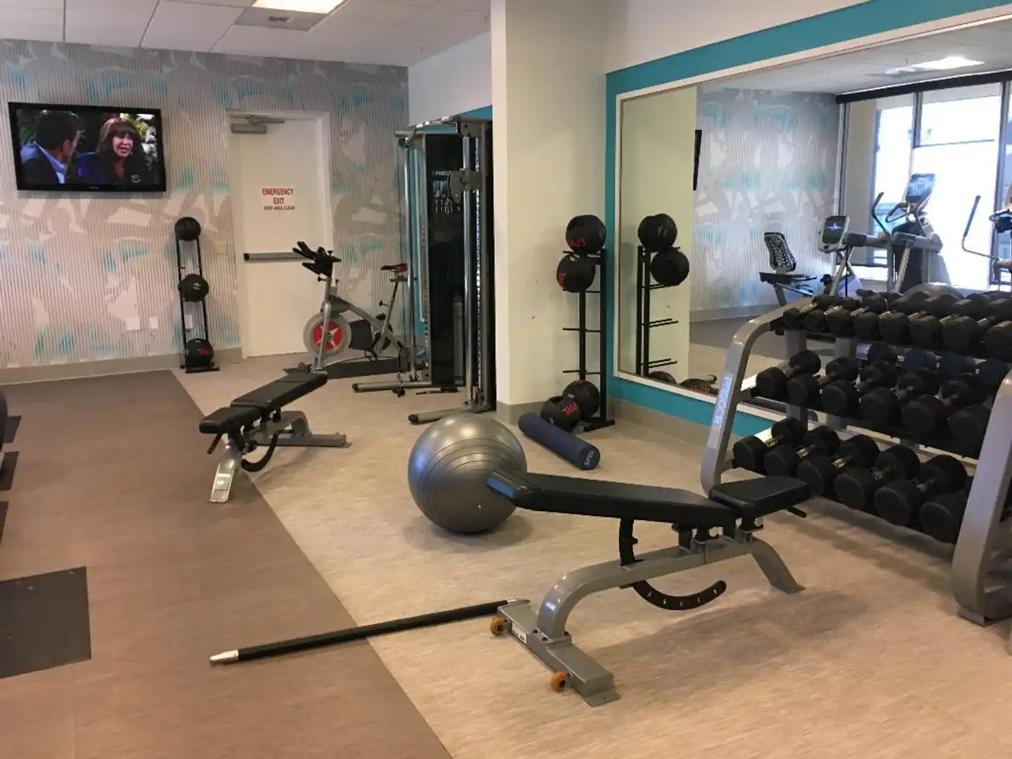 Crowne Plaza Hotel Ventura Beach Sport und Entertainment