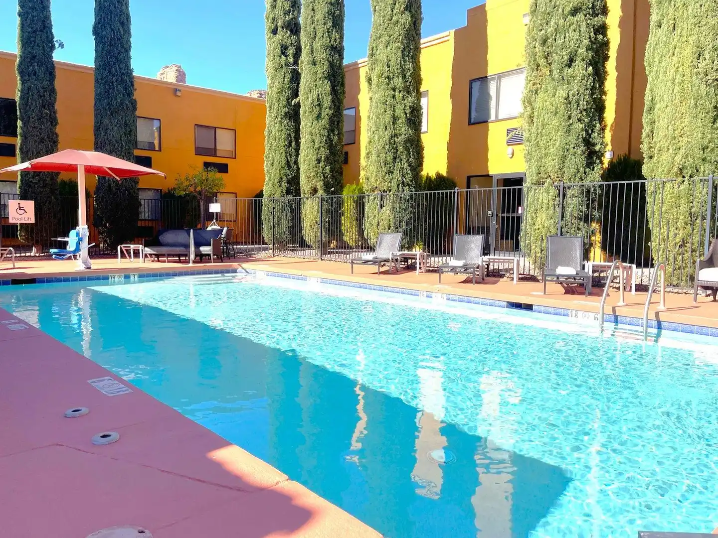 Holiday Inn Express Sedona - Oak Creek Pool