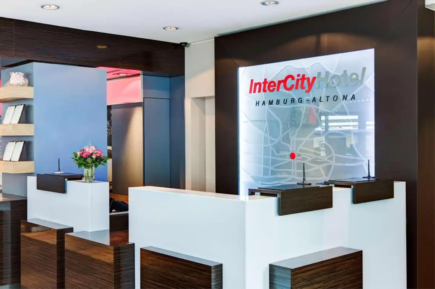 InterCityHotel Hamburg-Altona Lobby