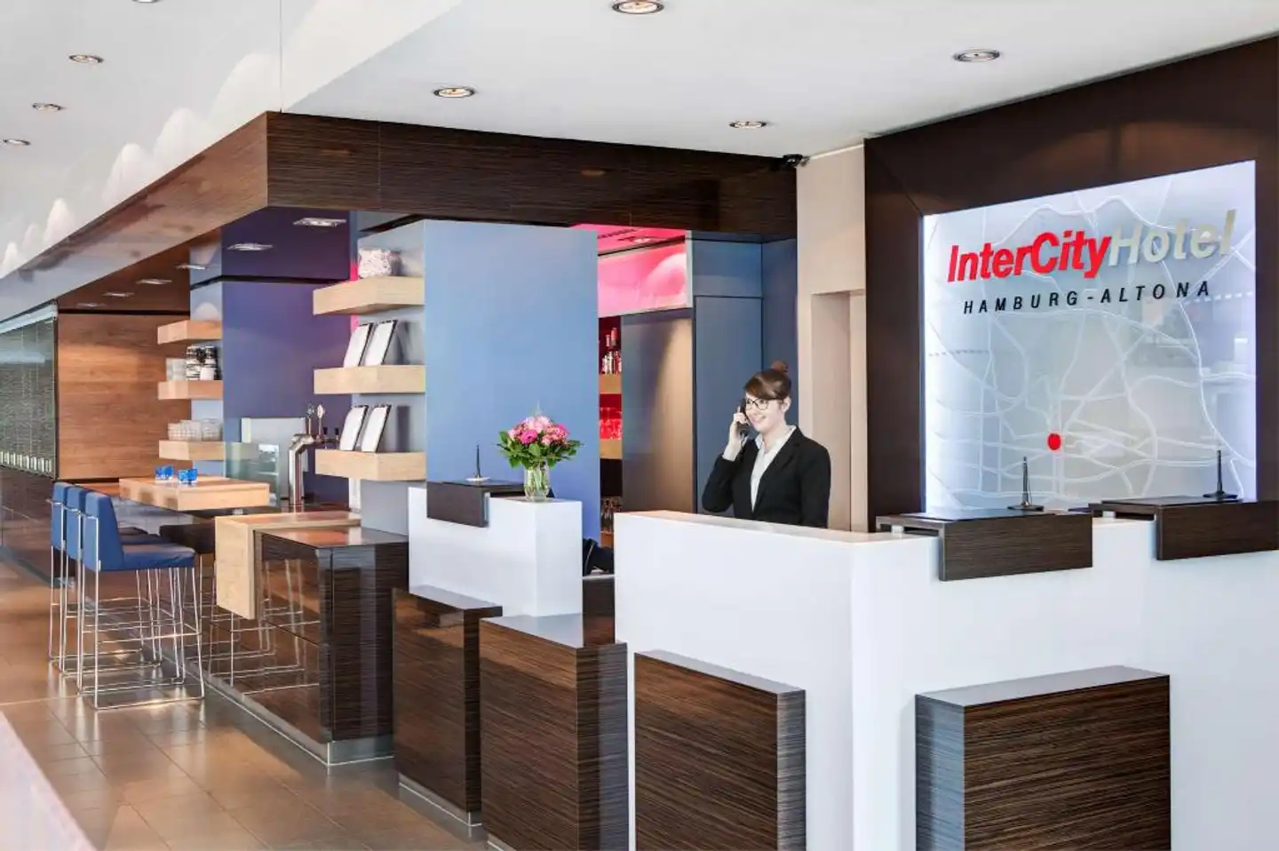 InterCityHotel Hamburg-Altona Lobby