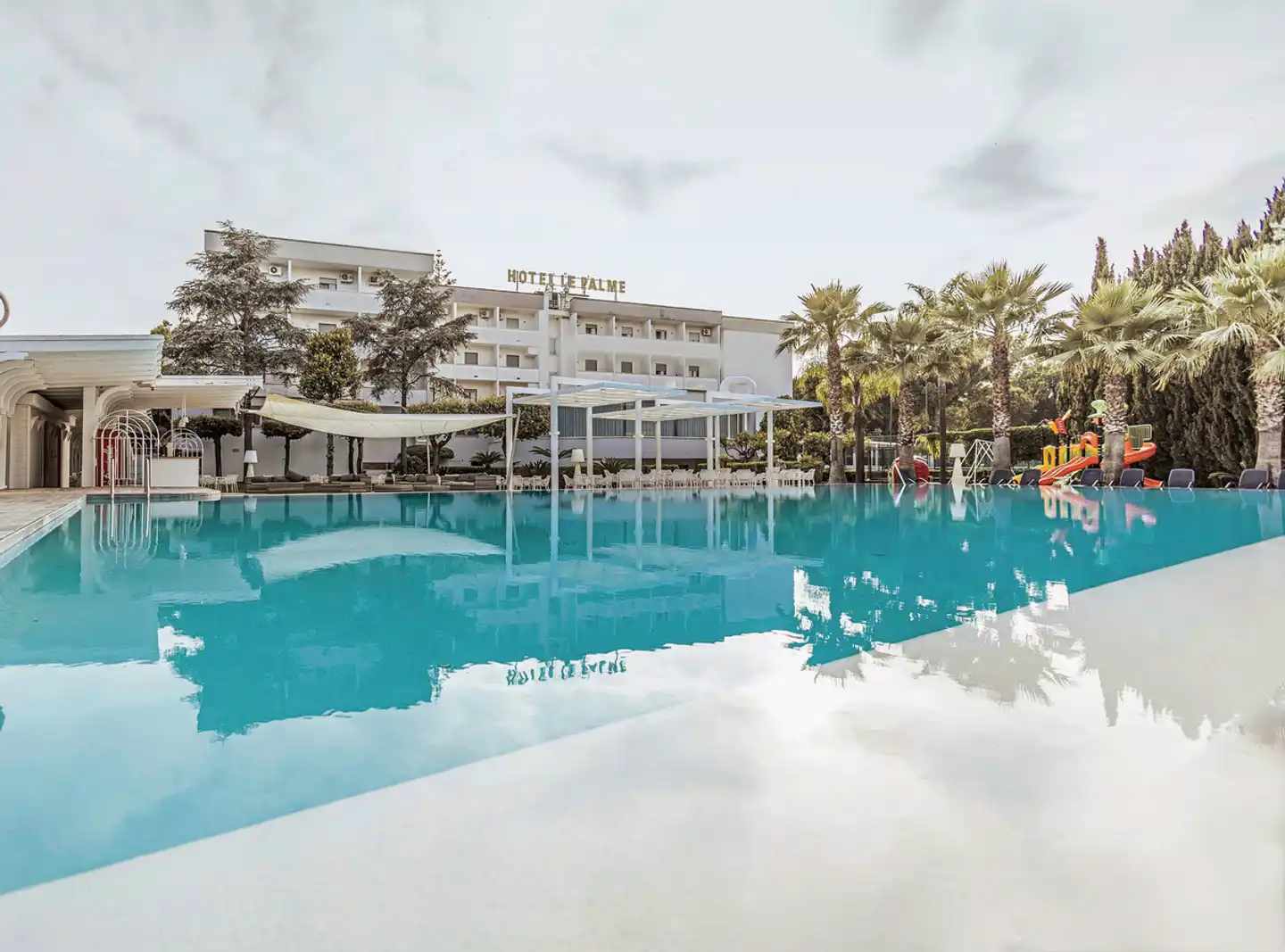 Le Palme Pool