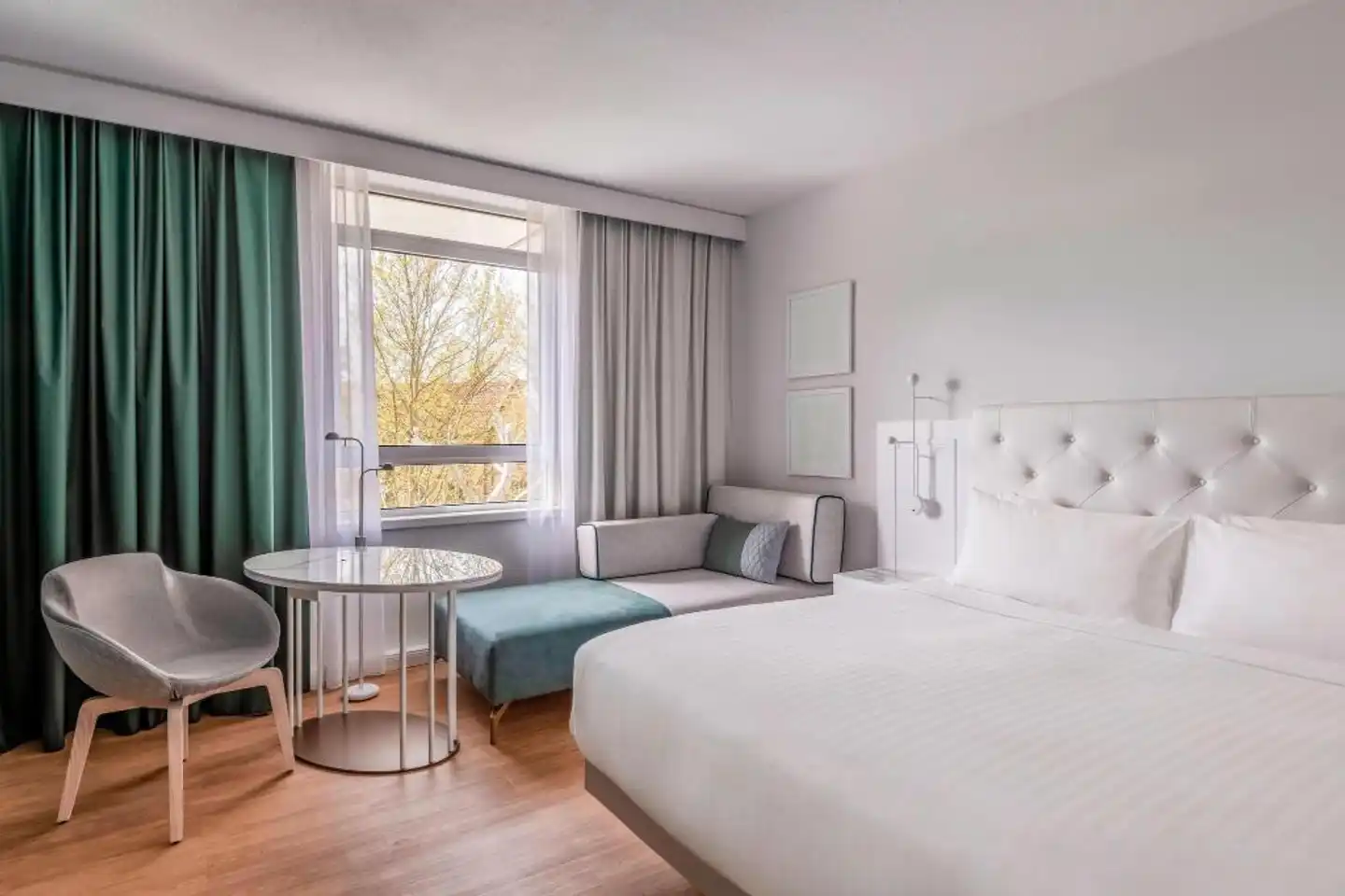 Munich Marriott Hotel Wohnbeispiel