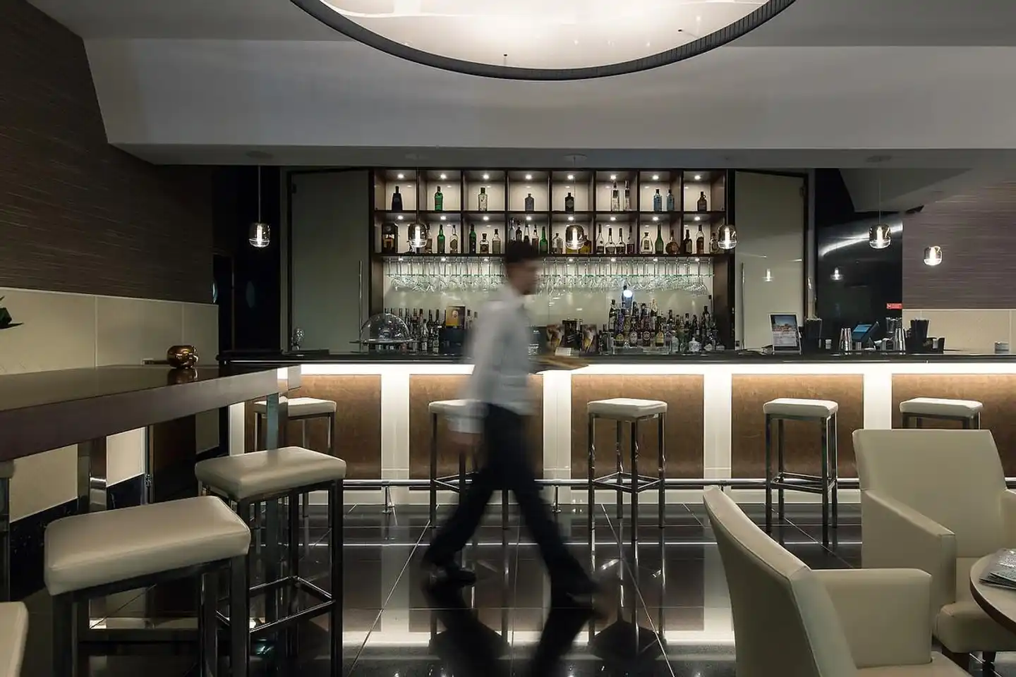 SANA Metropolitan Hotel Bar