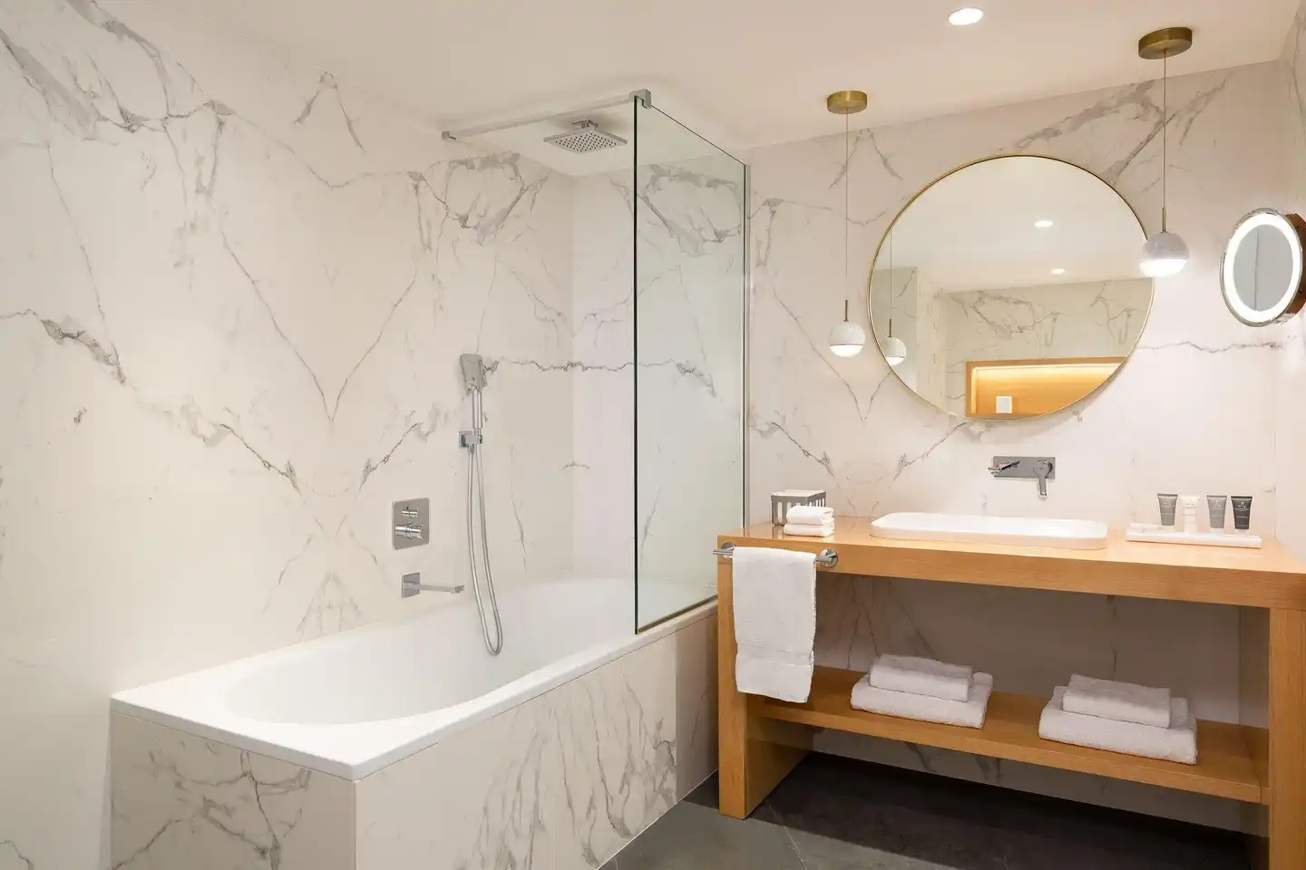 JW Marriott Cannes Badezimmer