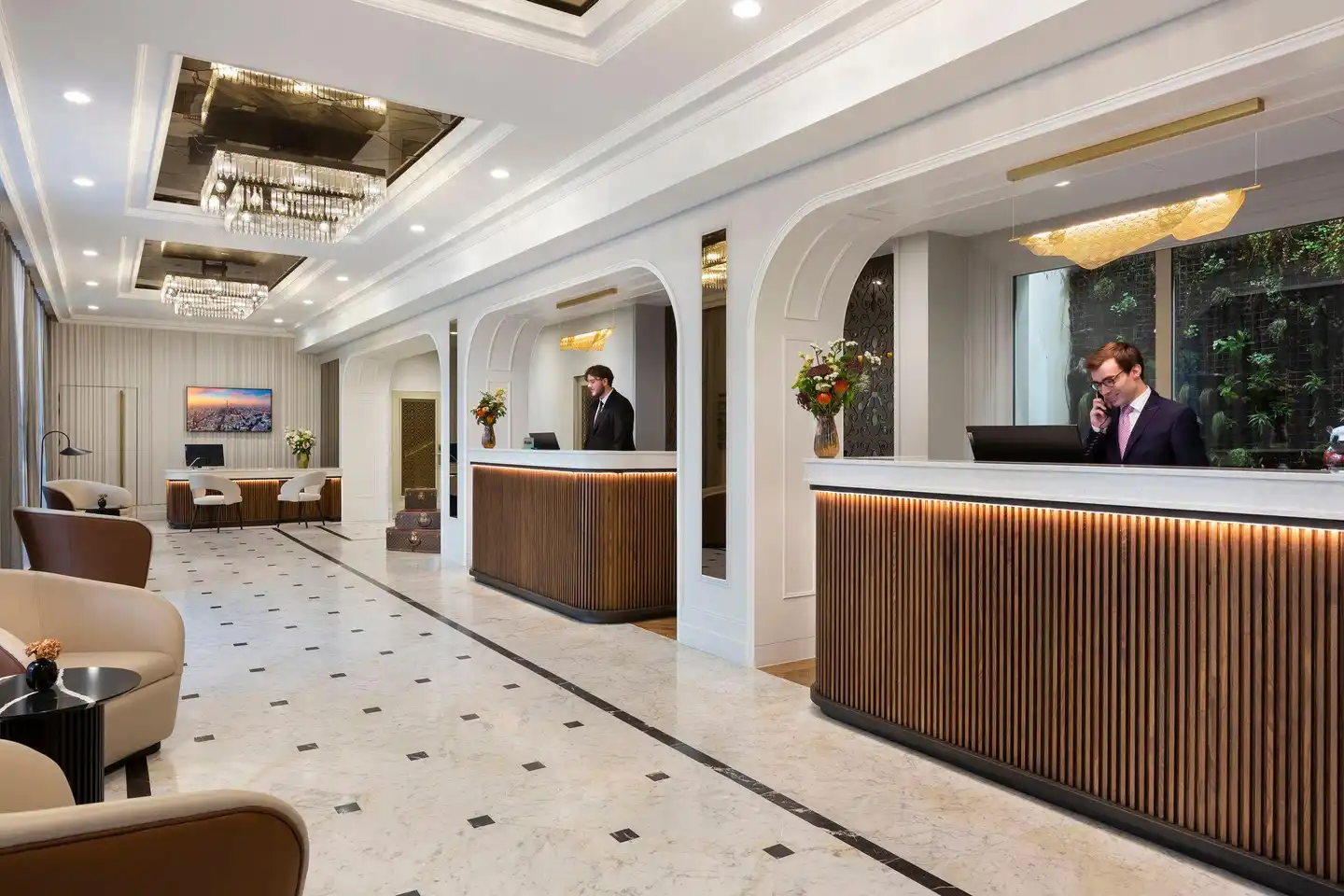 La Clef Tour Eiffel Paris Lobby