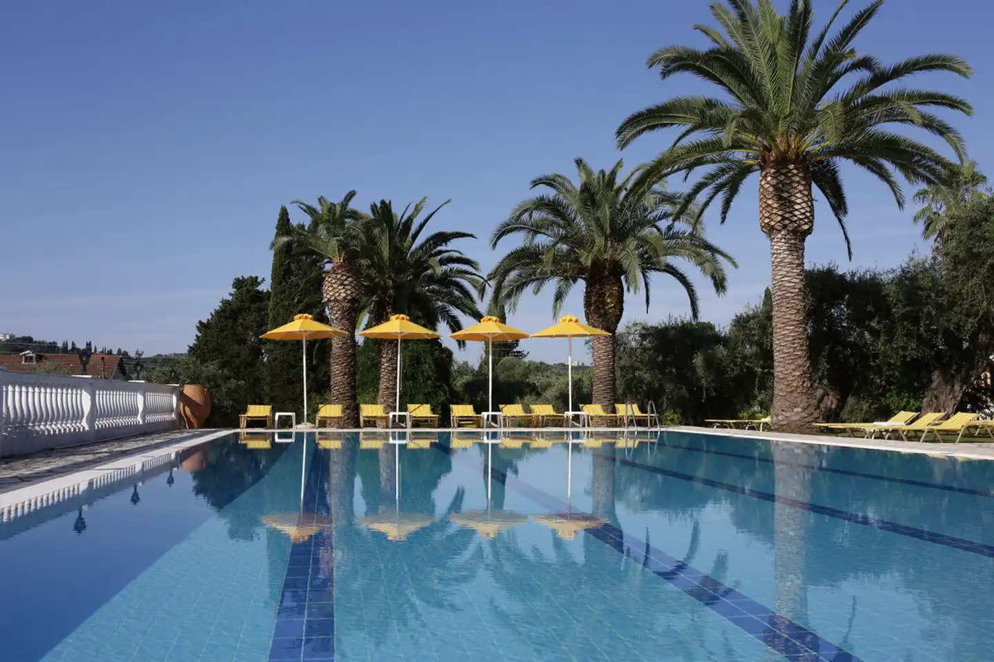 Paradise Hotel Corfu Pool