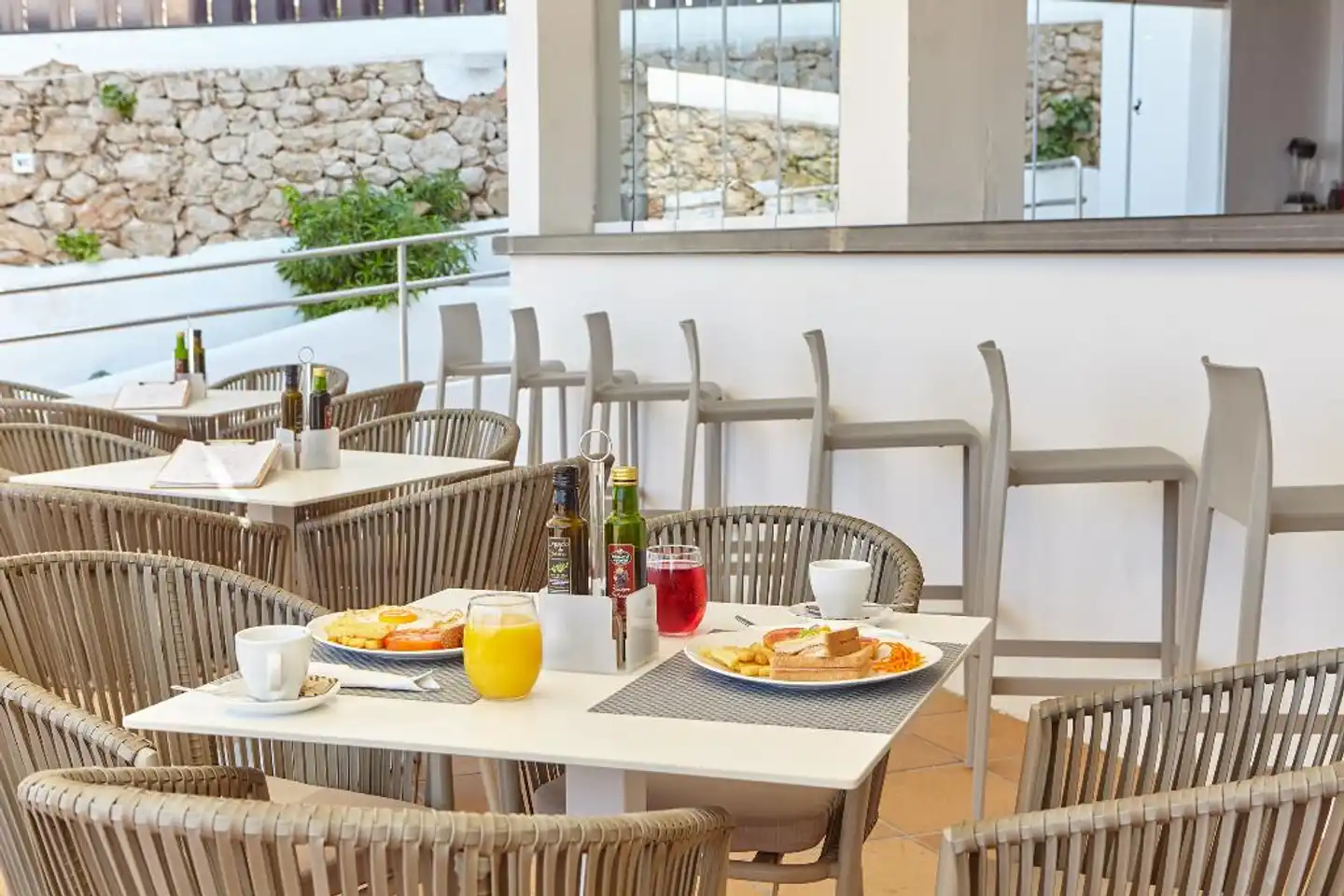 Sol Bahía Ibiza Suites Restaurant