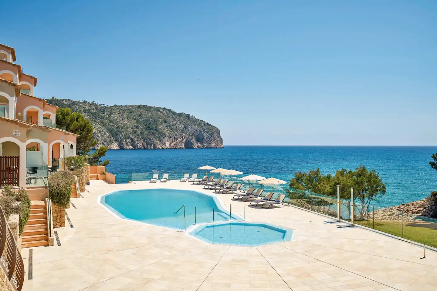 Bahia Suites Pool