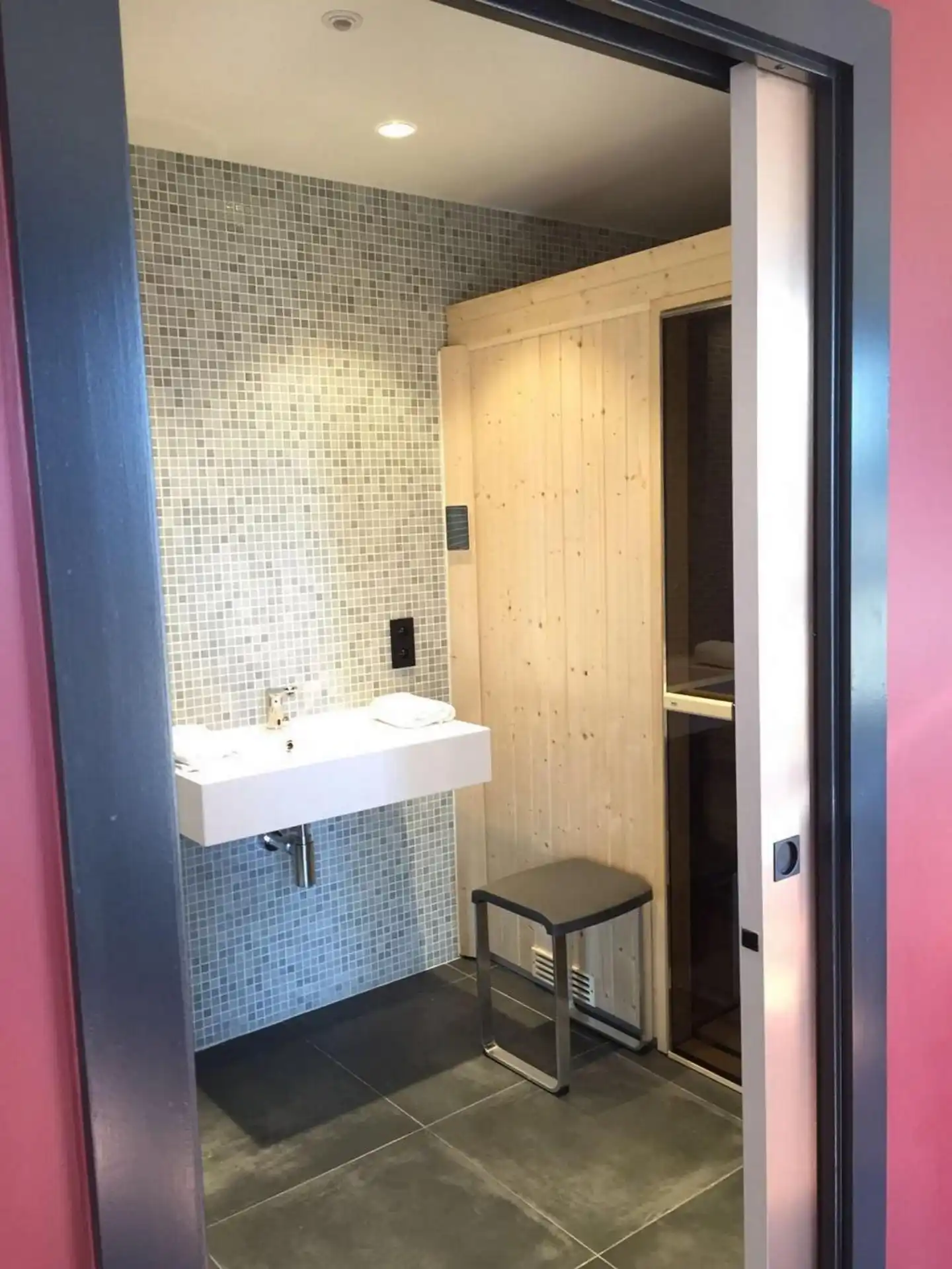 Mercure Cannes Centre Univers Badezimmer