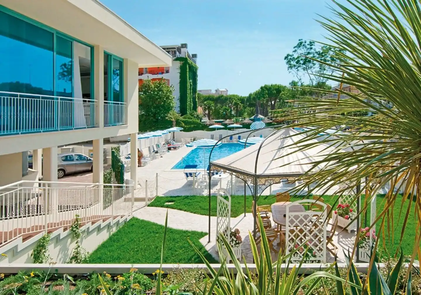Bolivar Pool