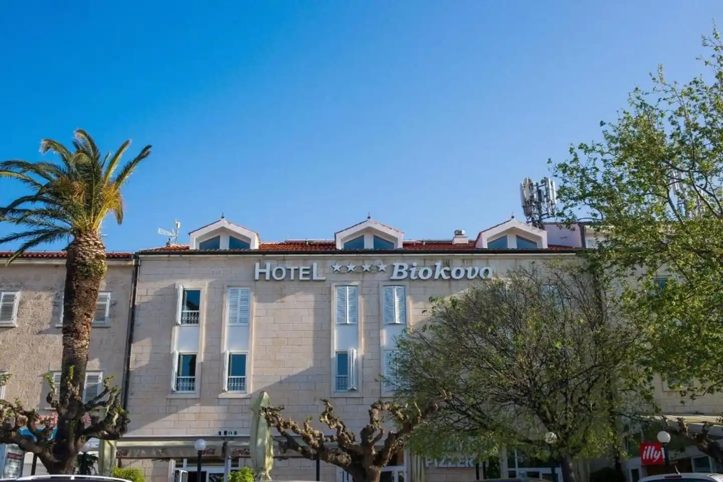Hotel Biokovo Aussenansicht