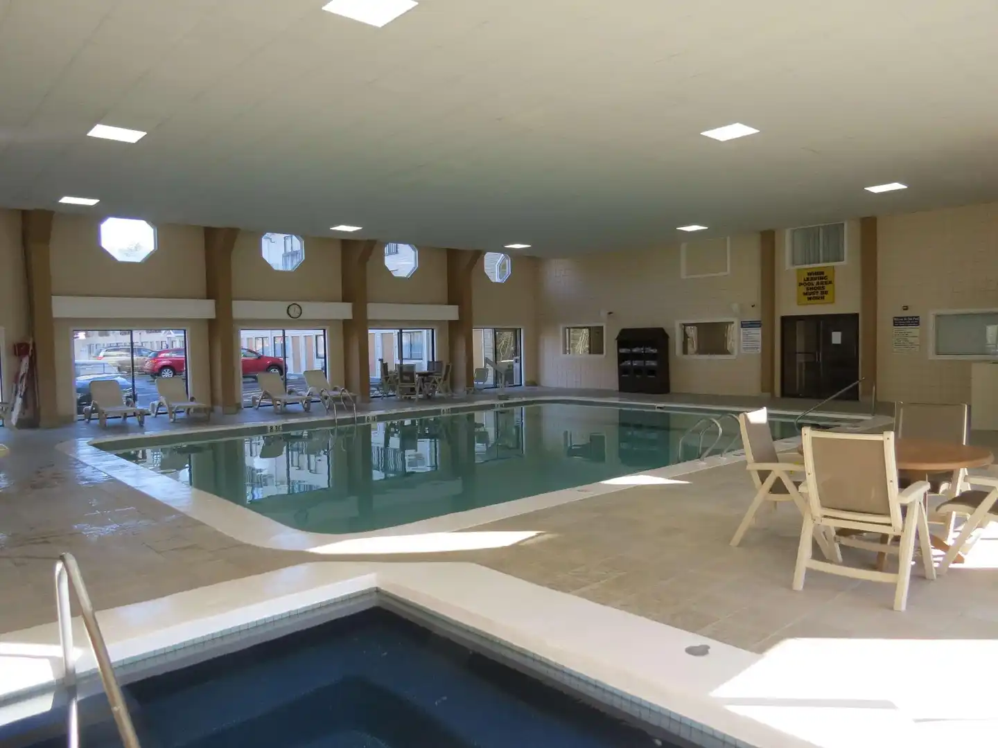 Best Western Cape Cod Hotel Hallenbad
