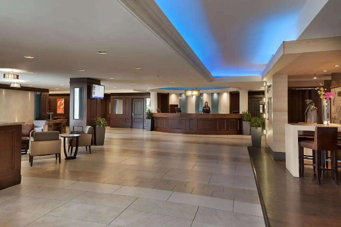 HOTEL HALIFAX Lobby